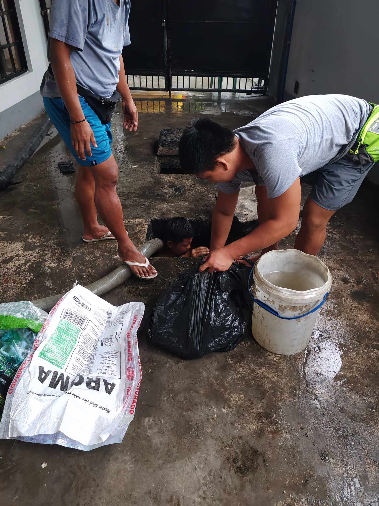 Septic tank cleaning service